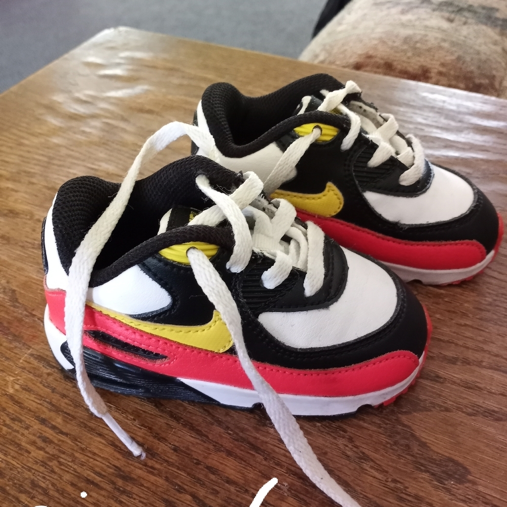 Nike shoes